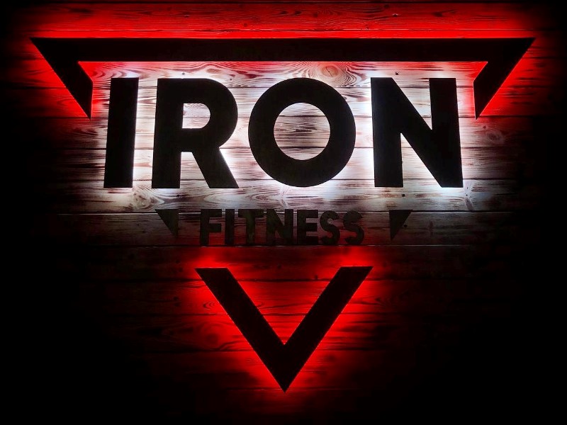 IRON FITNESS